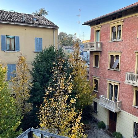 Un Balcone Sul Centro Storico Apartment Reggio Emilia Exterior photo